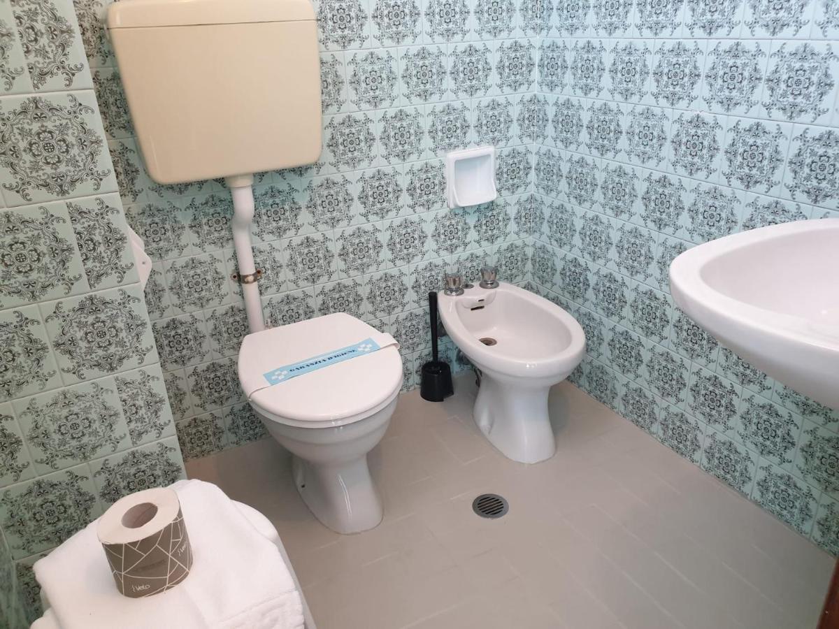 Hotel Baden Baden リミニ エクステリア 写真